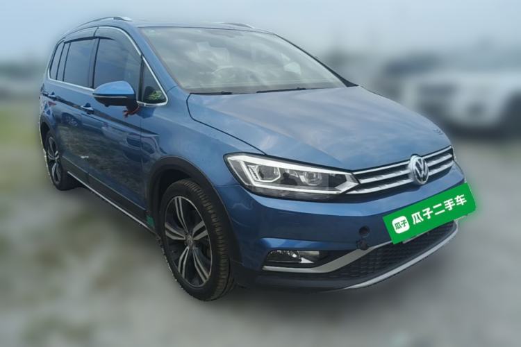 Used Volkswagen Touran 2018 Volkswagen Touran L 280TSI DSG Boundary Edition 7 Seats China V Emission Standard Front Right 45 Deg