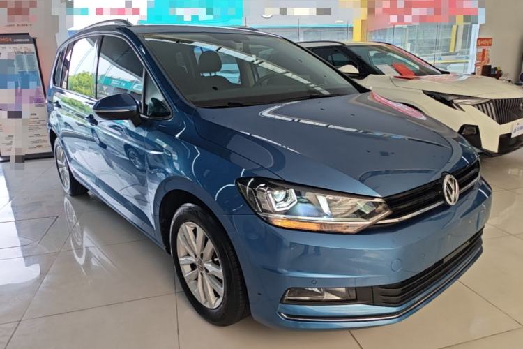 Used Volkswagen Touran 2018 Volkswagen Touran L 280TSI DSG Comfort Edition 7 Seats China V Emission Standard Front Right 45 Deg