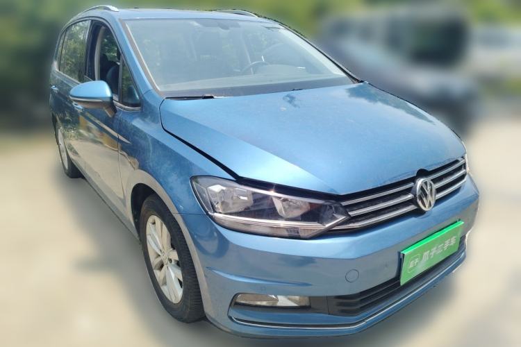 Used Volkswagen Touran 2018 Volkswagen Touran L 280TSI DSG Comfort Edition 7 Seats China V Emission Standard Front Right 45 Deg