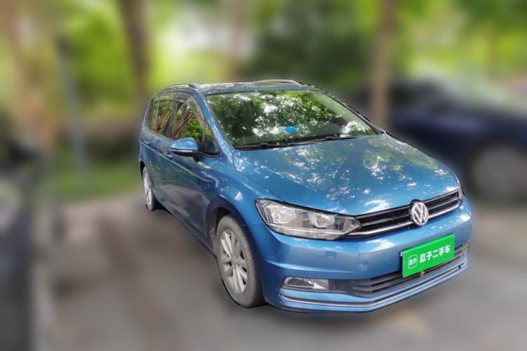 Used Volkswagen Touran 2018 Volkswagen Touran L 280TSI DSG Comfort Edition 7 Seats China V Emission Standard Front Right 45 Deg