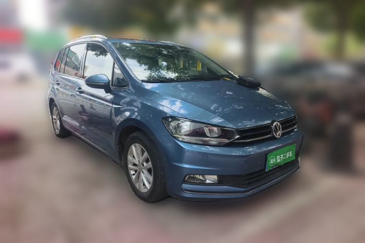 Used Volkswagen Touran 2018 Volkswagen Touran L 280TSI DSG Comfort Edition 7 Seats China V Emission Standard Front Right 45 Deg