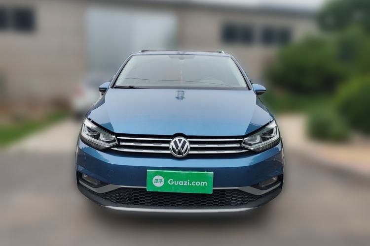 Used Volkswagen Touran 2018 Volkswagen Touran L 280TSI DSG Boundary Edition 7 Seats China VI Standard Front
