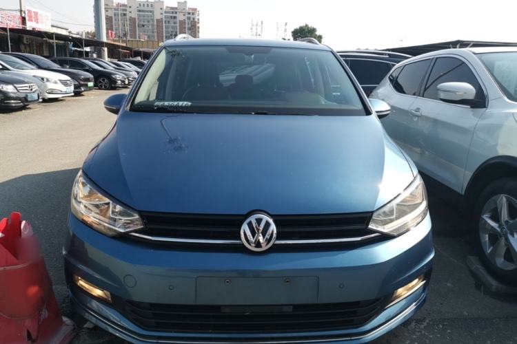 Used Volkswagen Touran 2018 Volkswagen Touran L 280TSI DSG Comfort Edition 7 Seats China V Emission Standard Front