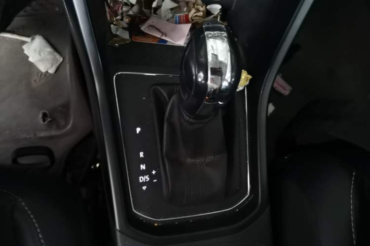 Used Volkswagen Touran 2018 Volkswagen Touran L 280TSI DSG Style Edition 7 Seats China VI Standard Gear Lever