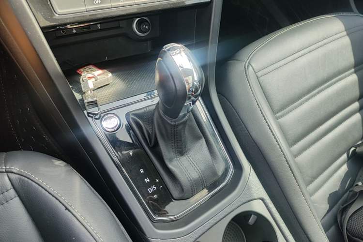 Used Volkswagen Touran 2018 Volkswagen Touran L 280TSI DSG Boundary Edition 7 Seats China V Emission Standard Gear Lever