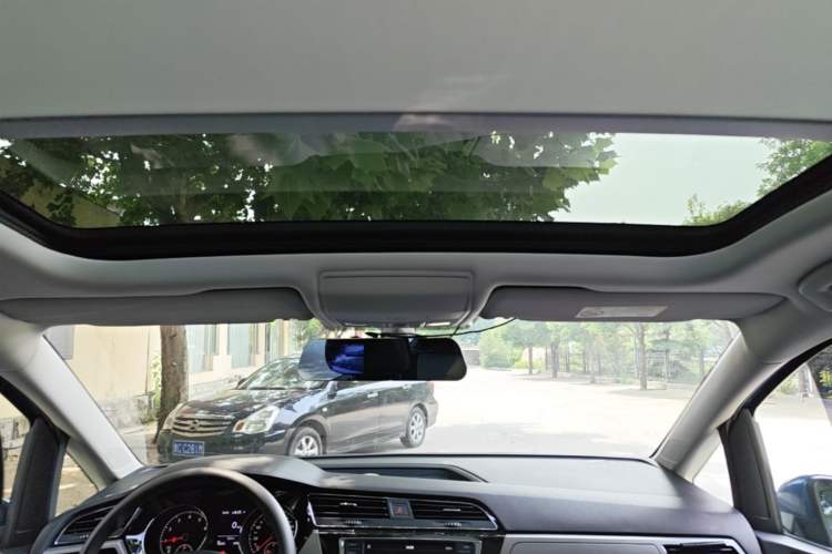Used Volkswagen Touran 2018 Volkswagen Touran L 280TSI DSG Comfort Edition 7 Seats China V Emission Standard Headliner