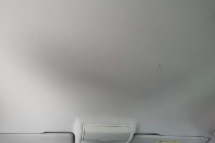 Used Volkswagen Touran 2018 Volkswagen Touran L 280TSI DSG Style Edition 7 Seats China VI Standard Headliner