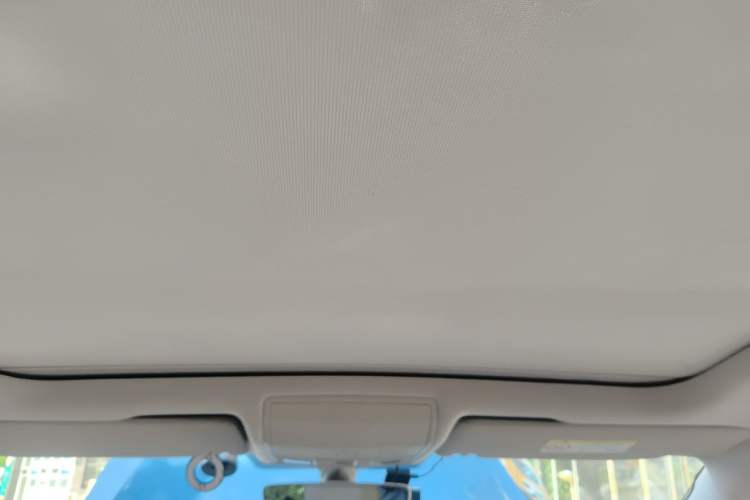 Used Volkswagen Touran 2018 Volkswagen Touran L 280TSI DSG Luxury Edition 6-seater Headliner