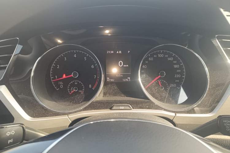 Used Volkswagen Touran 2018 Volkswagen Touran L 280TSI DSG Comfort Edition 7 Seats China V Emission Standard Instrument Cluster