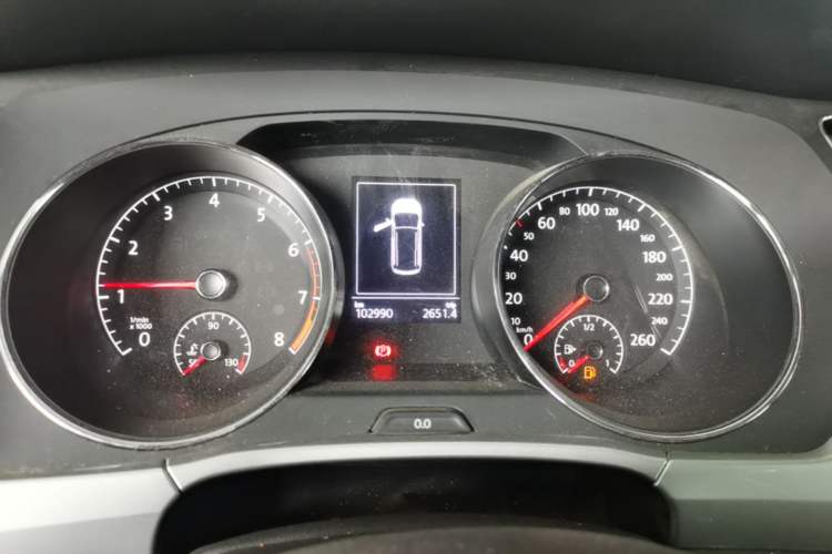 Used Volkswagen Touran 2018 Volkswagen Touran L 280TSI DSG Style Edition 7 Seats China VI Standard Instrument Cluster