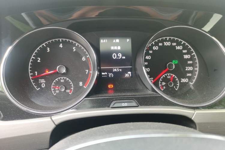 Used Volkswagen Touran 2018 Volkswagen Touran L 280TSI DSG Comfort Edition 7-seater Instrument Cluster