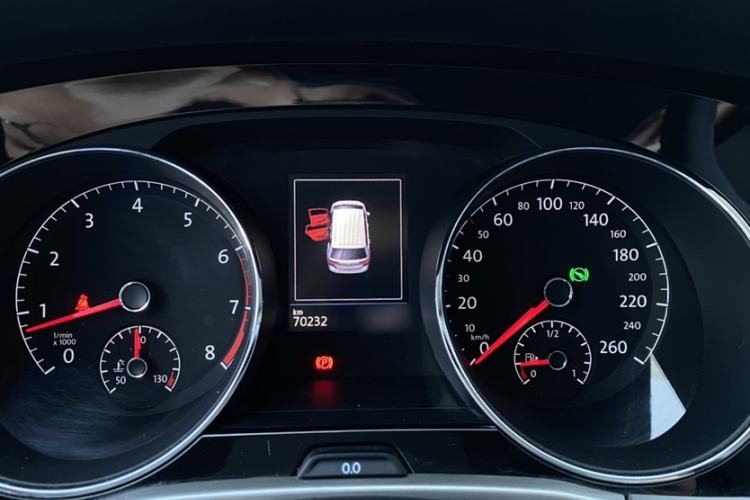Used Volkswagen Touran 2018 Volkswagen Touran L 330TSI DSG Luxury Edition Instrument Cluster