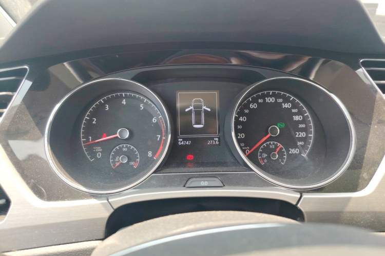 Used Volkswagen Touran 2018 Volkswagen Touran L 280TSI DSG Comfort Edition 7 Seats China V Emission Standard Instrument Cluster