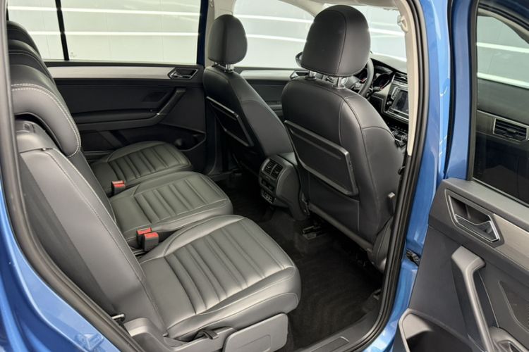 Used Volkswagen Touran 2018 Volkswagen Touran L 280TSI DSG Comfort Edition 7 Seats China VI Standard Interior 4