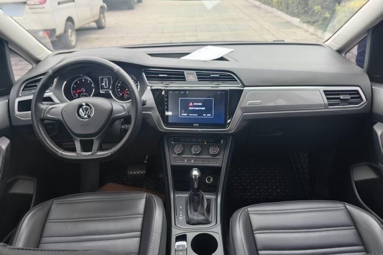 Used Volkswagen Touran 2018 Volkswagen Touran L 280TSI DSG Style Edition 7 Seats China V Emission Standard Interior 6