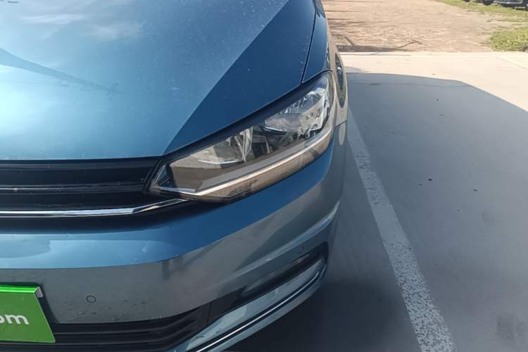 Used Volkswagen Touran 2018 Volkswagen Touran L 280TSI DSG Comfort Edition 7 Seats China V Emission Standard Left Front Headlight