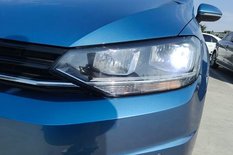 Used Volkswagen Touran 2018 Volkswagen Touran L 280TSI DSG Comfort Edition 7 Seats China V Emission Standard Left Front Headlight