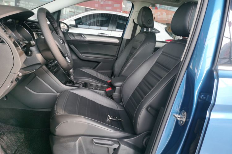 Used Volkswagen Touran 2018 Volkswagen Touran L 280TSI DSG Boundary Edition 7 Seats China VI Standard Left Front Seat