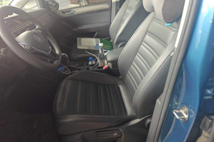 Used Volkswagen Touran 2018 Volkswagen Touran L 280TSI DSG Comfort Edition 7 Seats China V Emission Standard Left Front Seat