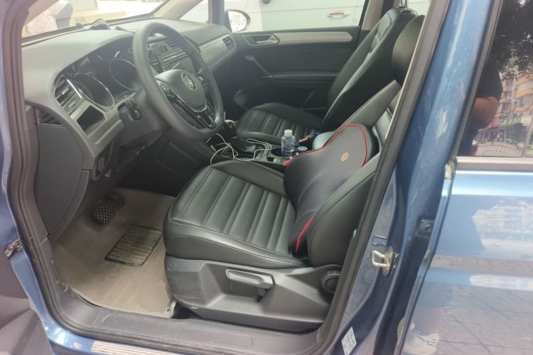Used Volkswagen Touran 2018 Volkswagen Touran L 280TSI DSG Comfort Edition 7 Seats China V Emission Standard Left Front Seat