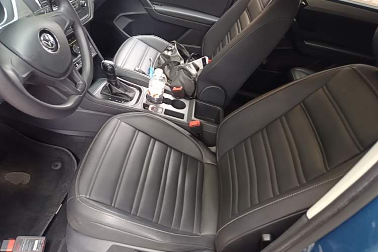 Used Volkswagen Touran 2018 Volkswagen Touran L 280TSI DSG Style Edition 7 Seats China VI Standard Left Front Seat