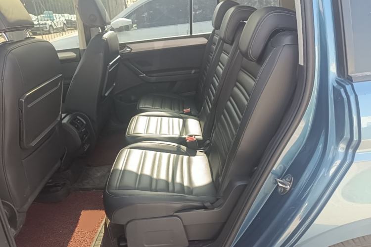 Used Volkswagen Touran 2018 Volkswagen Touran L 280TSI DSG Comfort Edition 7 Seats China V Emission Standard Left Rear Seat