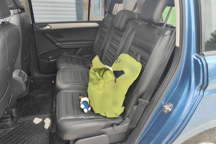 Used Volkswagen Touran 2018 Volkswagen Touran L 280TSI DSG Comfort Edition 7 Seats China VI Standard Left Rear Seat