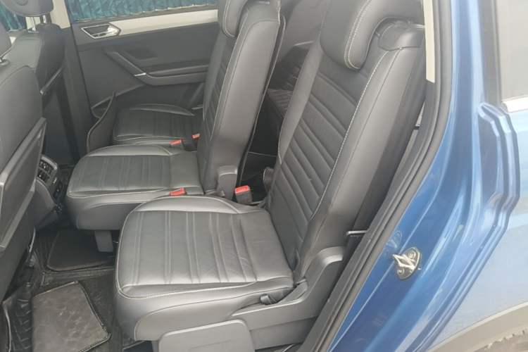 Used Volkswagen Touran 2018 Volkswagen Touran L 280TSI DSG Boundary Edition 7 Seats China V Emission Standard Left Rear Seat