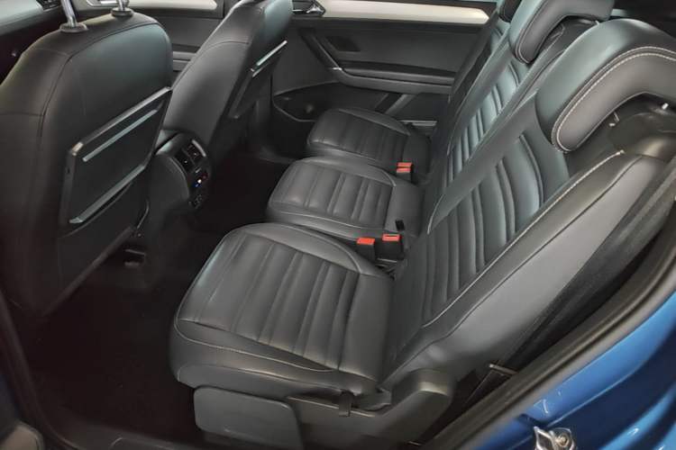 Used Volkswagen Touran 2018 Volkswagen Touran L 280TSI DSG Comfort Edition 7 Seats China V Emission Standard Left Rear Seat