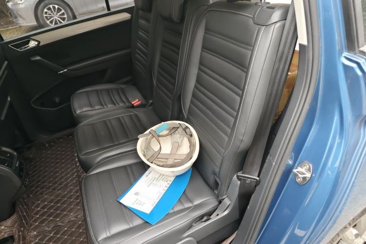 Used Volkswagen Touran 2018 Volkswagen Touran L 280TSI DSG Comfort Edition 7 Seats China VI Standard Left Rear Seat
