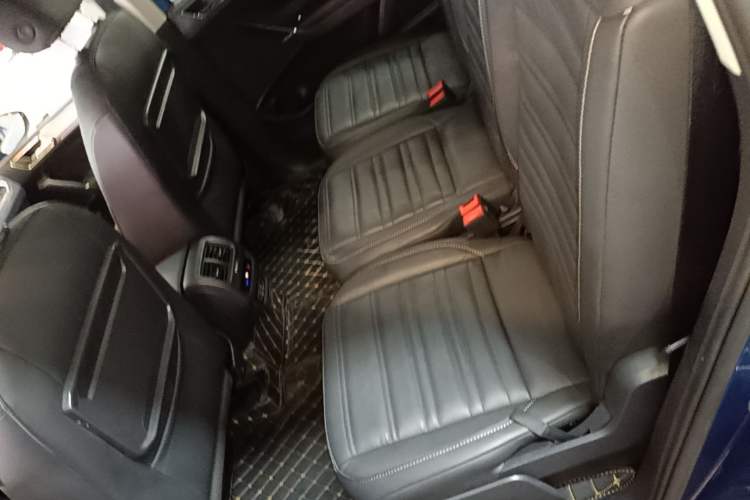 Used Volkswagen Touran 2018 Volkswagen Touran L 280TSI DSG Luxury Edition 7 Seats Left Rear Seat