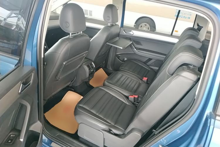 Used Volkswagen Touran 2018 Volkswagen Touran L 280TSI DSG Comfort Edition 7 Seats China VI Standard Left Rear Seat