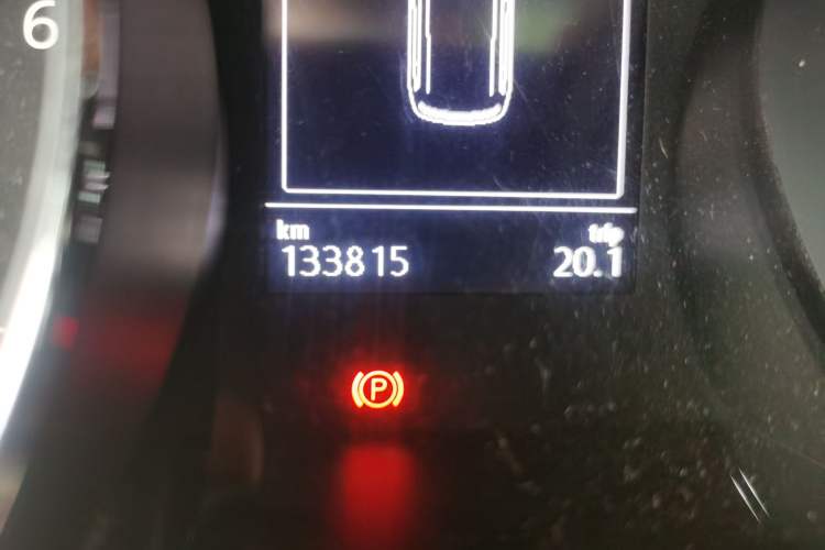 Used Volkswagen Touran 2018 Volkswagen Touran L 280TSI DSG Comfort Edition 7-seater Odometer Close Up