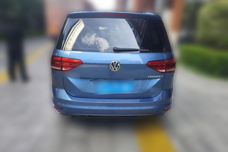 Used Volkswagen Touran 2018 Volkswagen Touran L 280TSI DSG Comfort Edition 7 Seats China VI Standard Rear