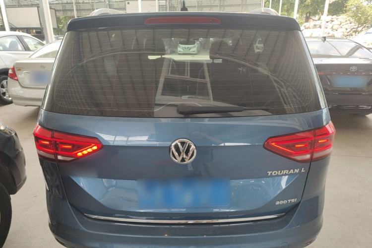 Used Volkswagen Touran 2018 Volkswagen Touran L 280TSI DSG Luxury Edition 6-seater Rear