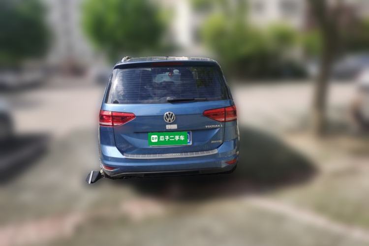 Used Volkswagen Touran 2018 Volkswagen Touran L 280TSI DSG Comfort Edition 7-seater Rear