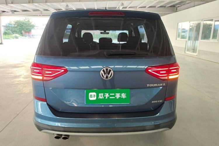 Used Volkswagen Touran 2018 Volkswagen Touran L 280TSI DSG Boundary Edition 7 Seats China VI Standard Rear