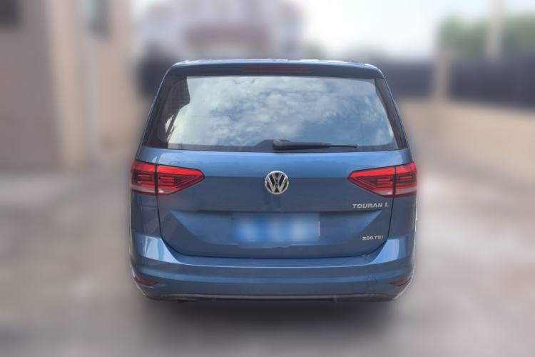 Used Volkswagen Touran 2018 Volkswagen Touran L 280TSI DSG Comfort Edition 7 Seats China VI Standard Rear