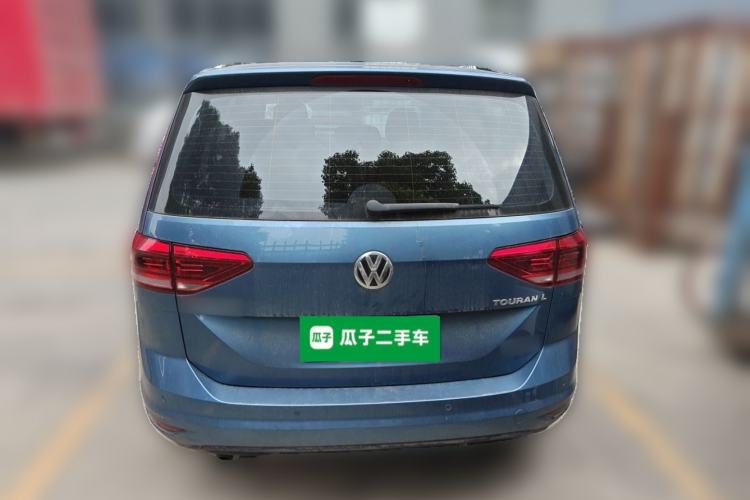 Used Volkswagen Touran 2018 Volkswagen Touran L 280TSI DSG Comfort Edition 7-seater Rear