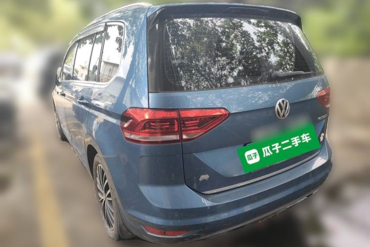 Used Volkswagen Touran 2018 Volkswagen Touran L 330TSI DSG Luxury Edition Rear Left 45 Deg