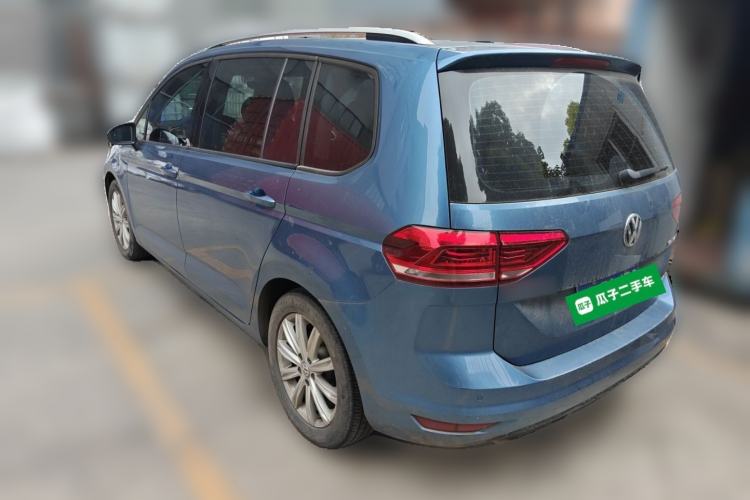 Used Volkswagen Touran 2018 Volkswagen Touran L 280TSI DSG Comfort Edition 7-seater Rear Left 45 Deg