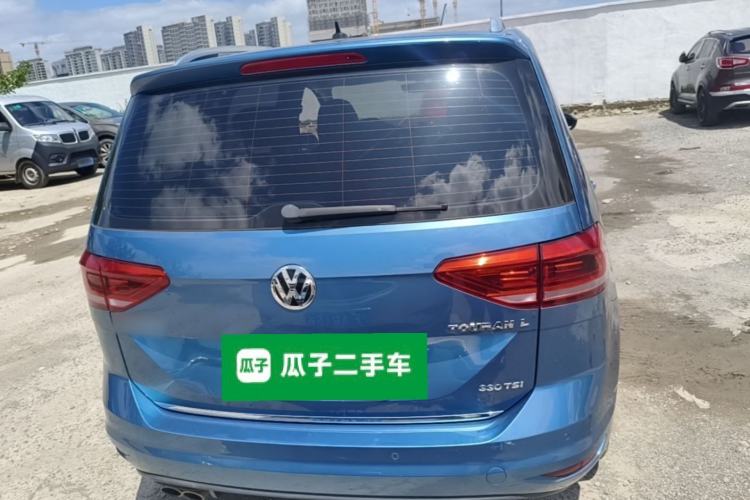 Used Volkswagen Touran 2018 Volkswagen Touran L 330TSI DSG Luxury Edition Rear
