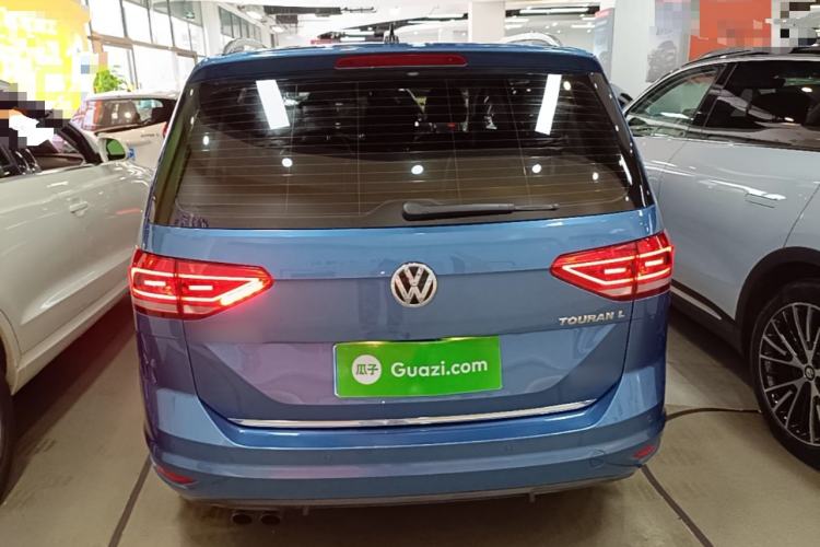 Used Volkswagen Touran 2018 Volkswagen Touran L 280TSI DSG Luxury Edition 7 Seats Rear