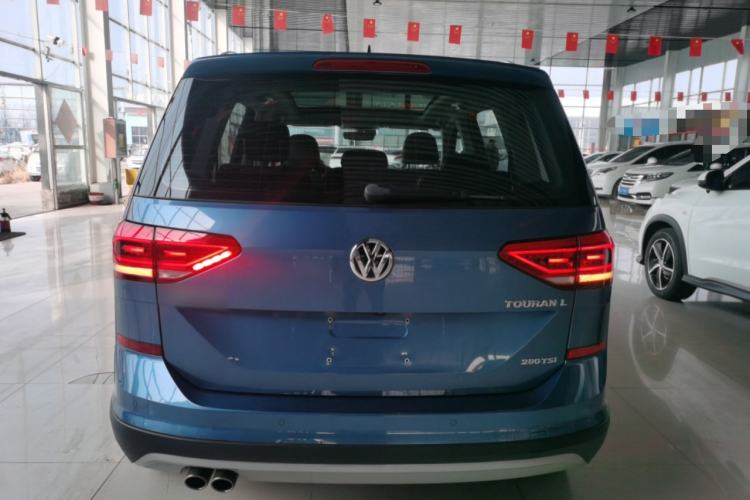 Used Volkswagen Touran 2018 Volkswagen Touran L 280TSI DSG Boundary Edition 7 Seats China VI Standard Rear