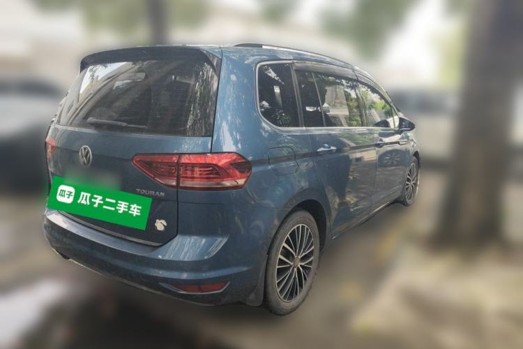 Used Volkswagen Touran 2018 Volkswagen Touran L 330TSI DSG Luxury Edition Rear Right 45 Deg