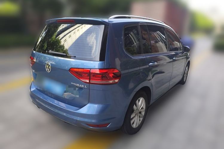 Used Volkswagen Touran 2018 Volkswagen Touran L 280TSI DSG Comfort Edition 7 Seats China VI Standard Rear Right 45 Deg