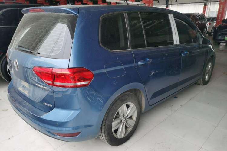 Used Volkswagen Touran 2018 Volkswagen Touran L 280TSI DSG Style Edition 7 Seats China VI Standard Rear Right 45 Deg