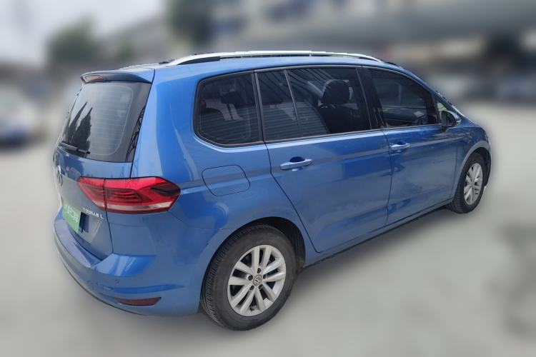 Used Volkswagen Touran 2018 Volkswagen Touran L 280TSI DSG Comfort Edition 7 Seats China VI Standard Rear Right 45 Deg