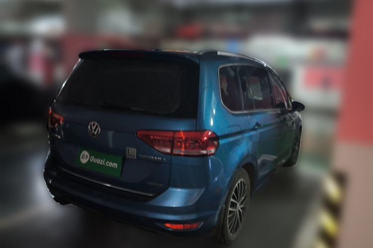 Used Volkswagen Touran 2018 Volkswagen Touran L 280TSI DSG Luxury Edition 7 Seats Rear Right 45 Deg