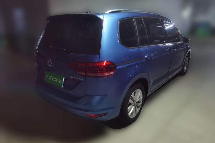Used Volkswagen Touran 2018 Volkswagen Touran L 280TSI DSG Comfort Edition 7 Seats China VI Standard Rear Right 45 Deg